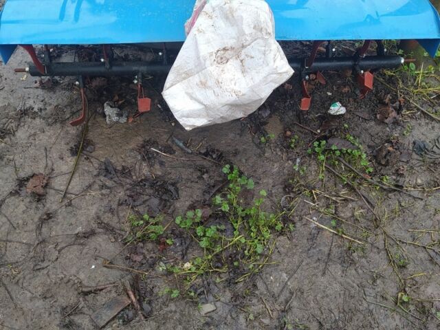 Другая Другая, объемом двигателя 1.11 л и пробегом 100 тыс. км за 1822 $, фото 5 на Automoto.ua