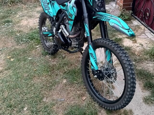 Інша Інша, об'ємом двигуна 0.3 л та пробігом 0 тис. км за 2100 $, фото 2 на Automoto.ua