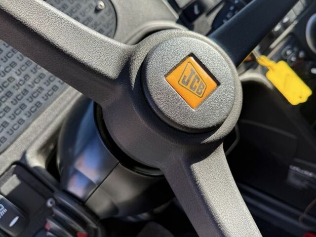 Другая Другая, объемом двигателя 0 л и пробегом 0 тыс. км за 55000 $, фото 7 на Automoto.ua