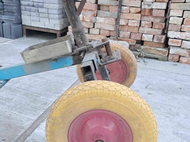 Другая Другая, объемом двигателя 0 л и пробегом 0 тыс. км за 108 $, фото 1 на Automoto.ua