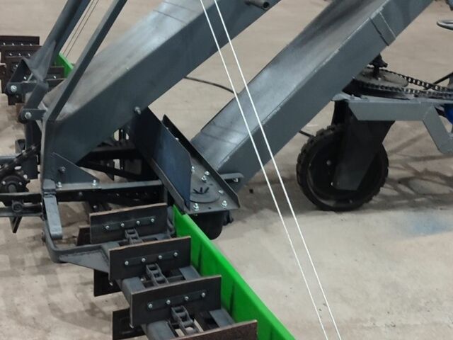 Другая Другая, объемом двигателя 0 л и пробегом 0 тыс. км за 2833 $, фото 11 на Automoto.ua