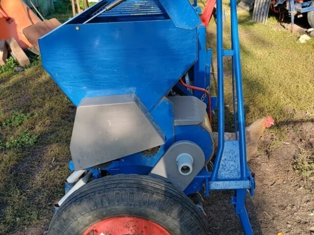 Другая Другая, объемом двигателя 0 л и пробегом 0 тыс. км за 1900 $, фото 4 на Automoto.ua