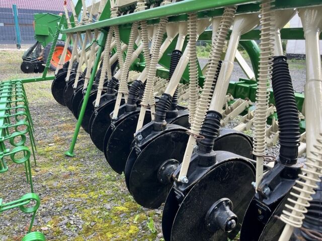 Другая Другая, объемом двигателя 0 л и пробегом 0 тыс. км за 3500 $, фото 5 на Automoto.ua