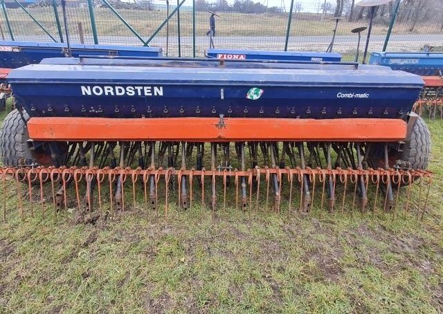 Другая Другая, объемом двигателя 0 л и пробегом 0 тыс. км за 2200 $, фото 4 на Automoto.ua