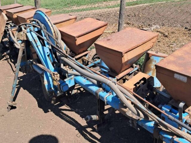 Другая Другая, объемом двигателя 0 л и пробегом 0 тыс. км за 1200 $, фото 4 на Automoto.ua