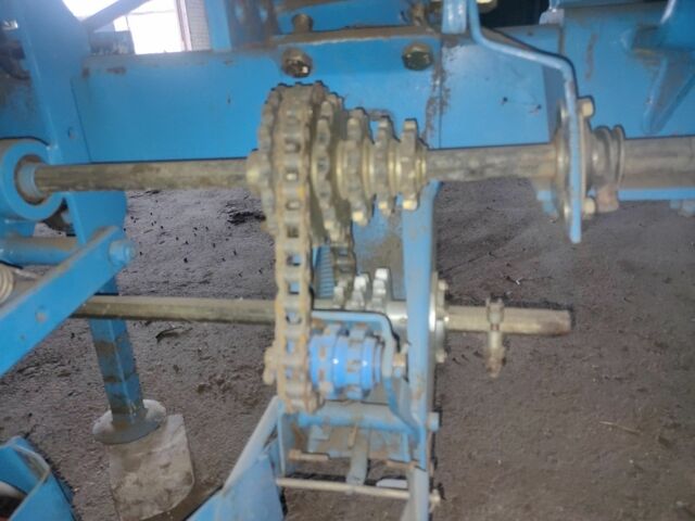 Другая Другая, объемом двигателя 0 л и пробегом 0 тыс. км за 6000 $, фото 3 на Automoto.ua