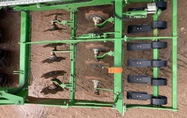 Інша Інша, об'ємом двигуна 0 л та пробігом 0 тис. км за 49520 $, фото 20 на Automoto.ua