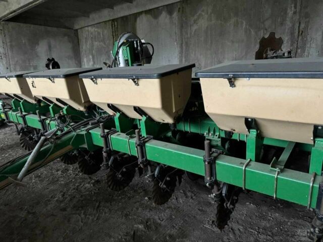 Другая Другая, объемом двигателя 0 л и пробегом 0 тыс. км за 35000 $, фото 6 на Automoto.ua