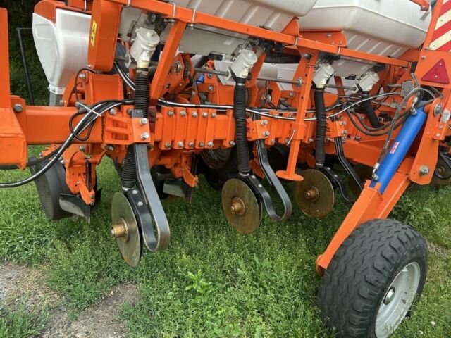 Другая Другая, объемом двигателя 0 л и пробегом 0 тыс. км за 12500 $, фото 5 на Automoto.ua