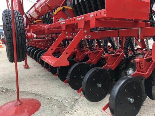 Другая Другая, объемом двигателя 0 л и пробегом 0 тыс. км за 16829 $, фото 4 на Automoto.ua