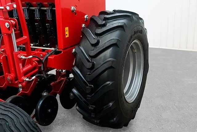 Другая Другая, объемом двигателя 0 л и пробегом 0 тыс. км за 42831 $, фото 21 на Automoto.ua