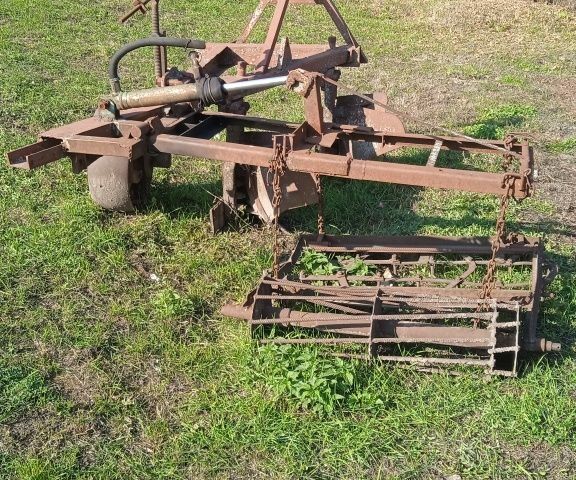 Другая Другая, объемом двигателя 4 л и пробегом 122 тыс. км за 3500 $, фото 5 на Automoto.ua