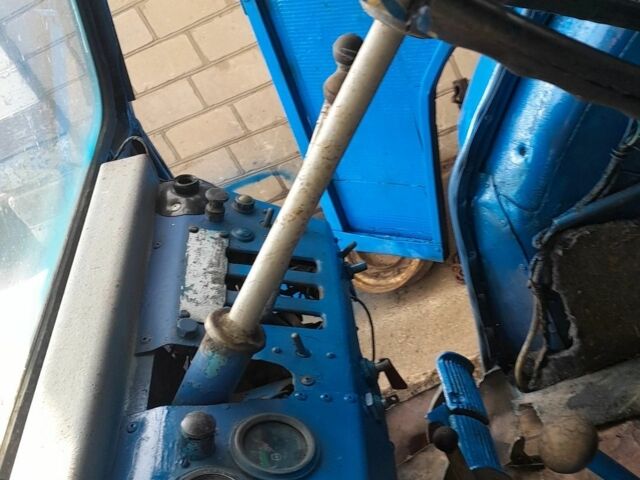 Другая Другая, объемом двигателя 4 л и пробегом 14 тыс. км за 2190 $, фото 5 на Automoto.ua