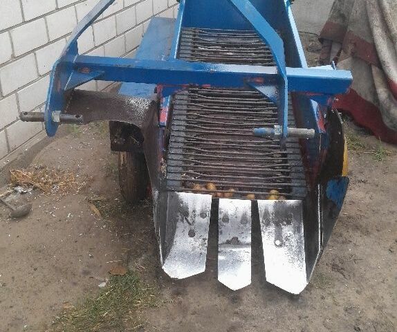 Другая Другая, объемом двигателя 4.57 л и пробегом 18 тыс. км за 2100 $, фото 1 на Automoto.ua