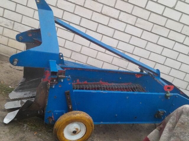 Другая Другая, объемом двигателя 4 л и пробегом 14 тыс. км за 2190 $, фото 8 на Automoto.ua