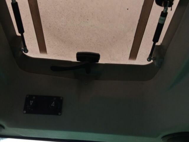 Другая Другая, объемом двигателя 3.7 л и пробегом 0 тыс. км за 16000 $, фото 8 на Automoto.ua