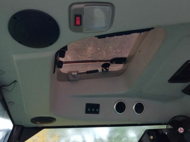 Другая Другая, объемом двигателя 3.7 л и пробегом 0 тыс. км за 16000 $, фото 12 на Automoto.ua