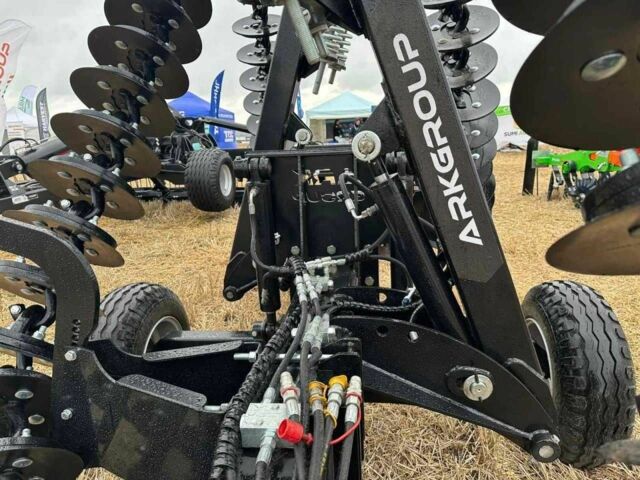 Інша Інша, об'ємом двигуна 0 л та пробігом 0 тис. км за 23168 $, фото 9 на Automoto.ua