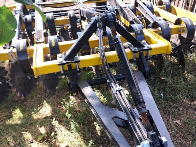 Другая Другая, объемом двигателя 0 л и пробегом 0 тыс. км за 8000 $, фото 6 на Automoto.ua