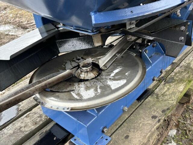 Другая Другая, объемом двигателя 0 л и пробегом 0 тыс. км за 1435 $, фото 2 на Automoto.ua