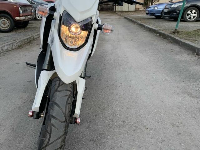 Другая Другая, объемом двигателя 0 л и пробегом 0 тыс. км за 1300 $, фото 4 на Automoto.ua