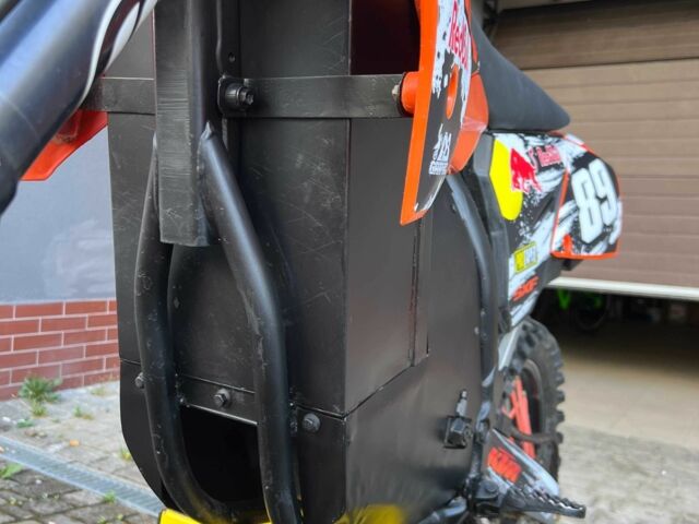 Другая Другая, объемом двигателя 0 л и пробегом 0 тыс. км за 3900 $, фото 10 на Automoto.ua