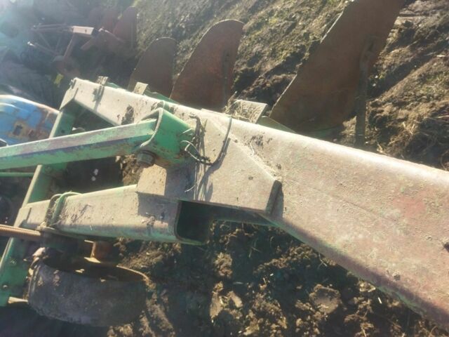 Другая Другая, объемом двигателя 0 л и пробегом 0 тыс. км за 1000 $, фото 4 на Automoto.ua