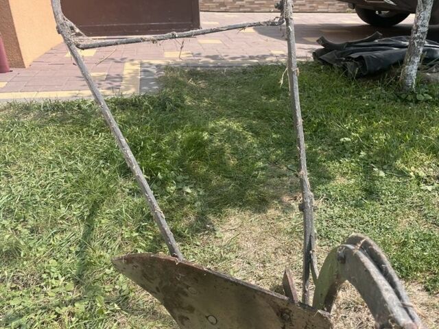 Другая Другая, объемом двигателя 0 л и пробегом 0 тыс. км за 1000 $, фото 2 на Automoto.ua