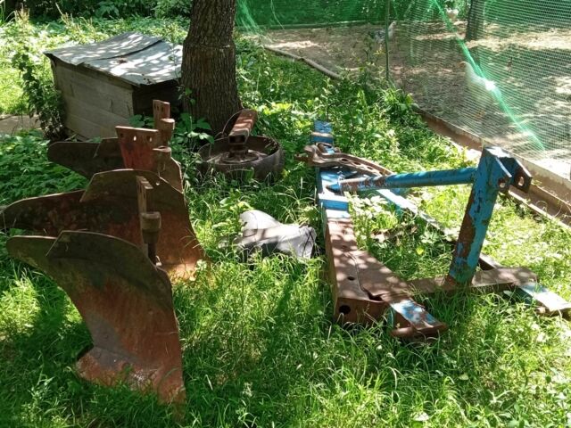 Другая Другая, объемом двигателя 0 л и пробегом 0 тыс. км за 1000 $, фото 4 на Automoto.ua