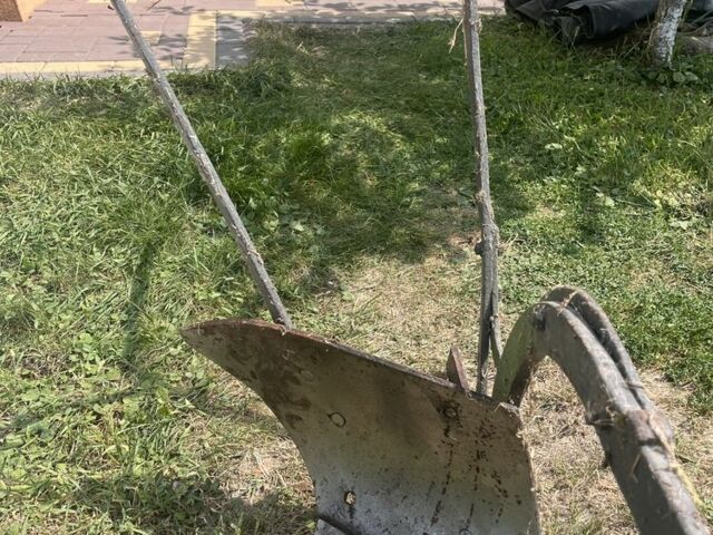 Другая Другая, объемом двигателя 0 л и пробегом 0 тыс. км за 1000 $, фото 3 на Automoto.ua