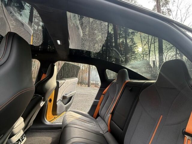 Желтый Другая Другая, объемом двигателя 0 л и пробегом 10 тыс. км за 45000 $, фото 14 на Automoto.ua