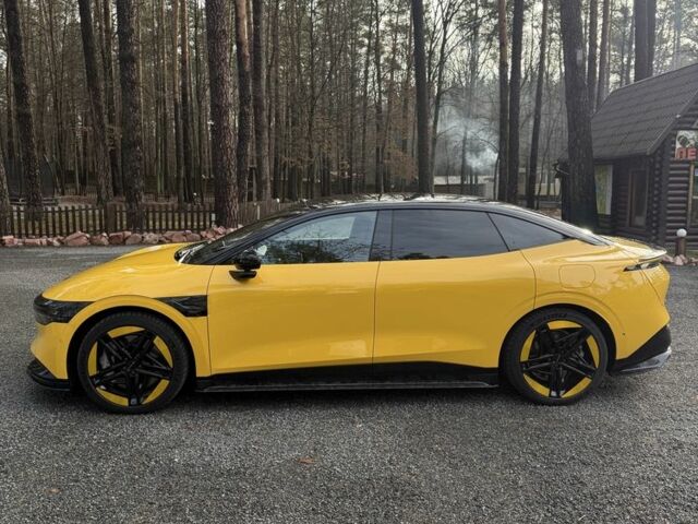 Желтый Другая Другая, объемом двигателя 0 л и пробегом 10 тыс. км за 45000 $, фото 9 на Automoto.ua