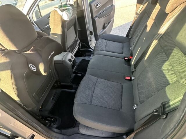 Другая Другая 2011 в Киеве на Automoto.ua Серый Другая Другая, объемом двигателя 1.6 л и пробегом 102 тыс. км за 9800 $, фото 5 на Automoto.ua