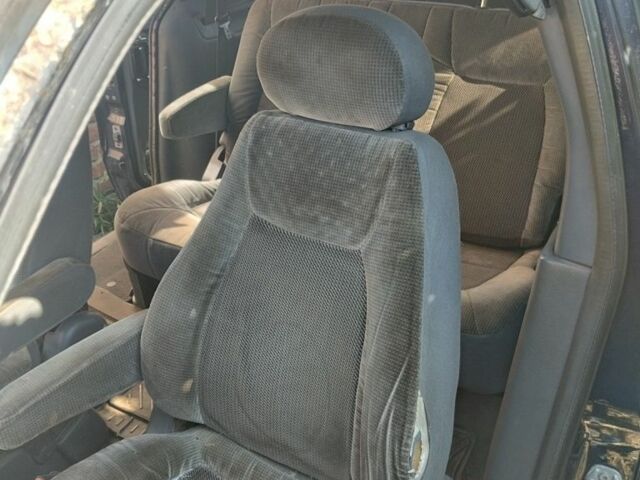 Синий Другая Другая, объемом двигателя 3 л и пробегом 1000 тыс. км за 1092 $, фото 4 на Automoto.ua