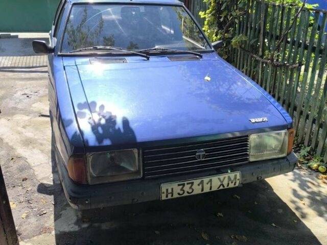 Синий Другая Другая, объемом двигателя 1.6 л и пробегом 300 тыс. км за 800 $, фото 1 на Automoto.ua