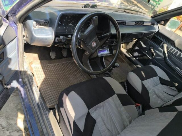 Синий Другая Другая, объемом двигателя 1.6 л и пробегом 300 тыс. км за 800 $, фото 3 на Automoto.ua