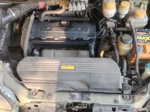 Зеленый Другая Другая, объемом двигателя 2 л и пробегом 192 тыс. км за 3700 $, фото 6 на Automoto.ua