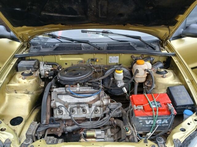 Зеленый Другая Другая, объемом двигателя 1.3 л и пробегом 80 тыс. км за 1800 $, фото 6 на Automoto.ua