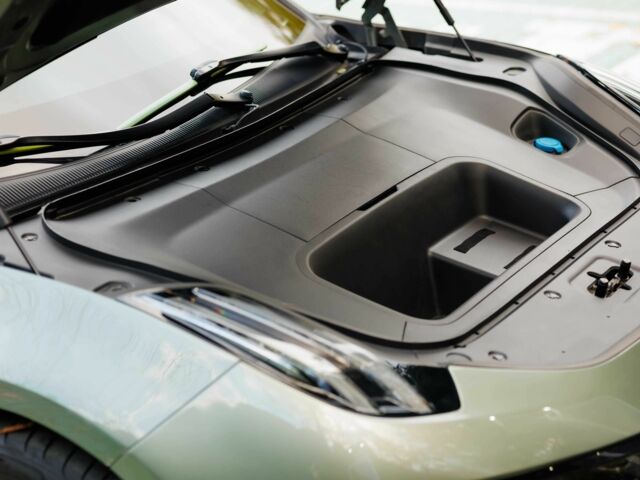 Зеленый Другая Другая, объемом двигателя 0 л и пробегом 39 тыс. км за 36400 $, фото 13 на Automoto.ua