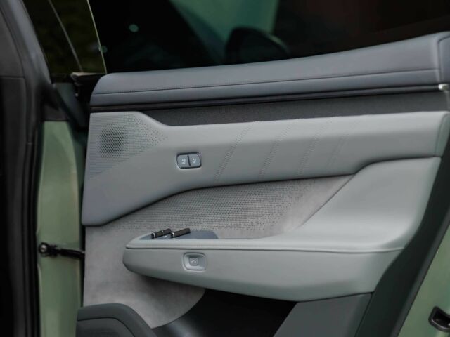 Зеленый Другая Другая, объемом двигателя 0 л и пробегом 39 тыс. км за 36400 $, фото 9 на Automoto.ua