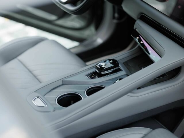 Зеленый Другая Другая, объемом двигателя 0 л и пробегом 39 тыс. км за 36400 $, фото 4 на Automoto.ua