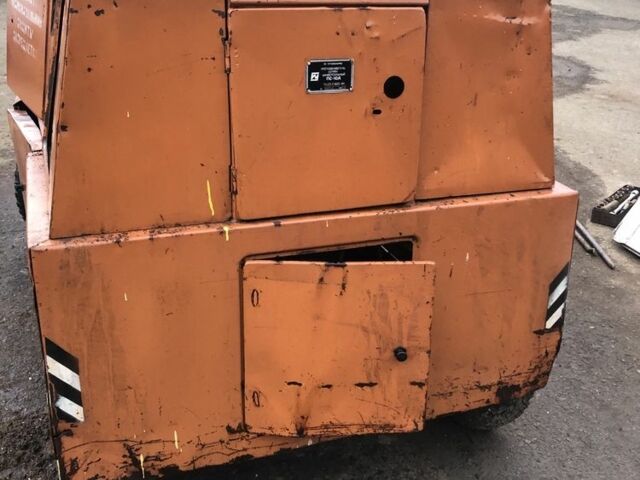 Другая Другая, объемом двигателя 2500 л и пробегом 250 тыс. км за 1181 $, фото 2 на Automoto.ua