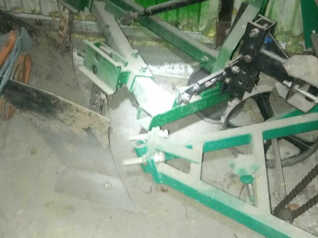 Другая Другая, объемом двигателя 1800 л и пробегом 136 тыс. км за 1691 $, фото 7 на Automoto.ua