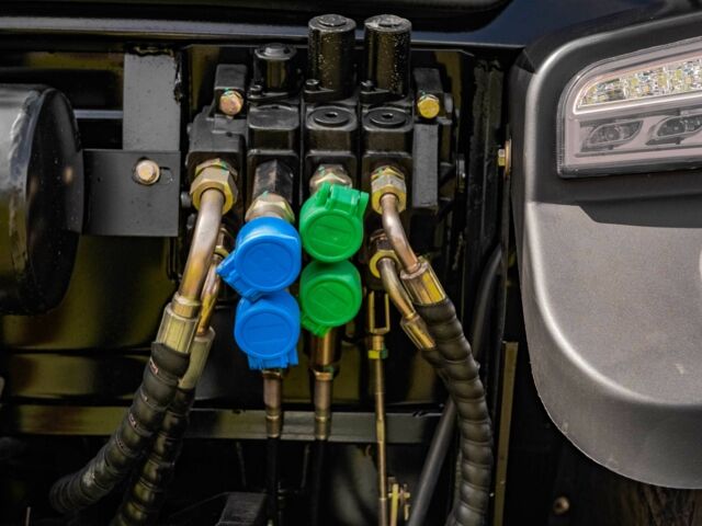 Другая Другая, объемом двигателя 4200 л и пробегом 5 тыс. км за 24900 $, фото 6 на Automoto.ua