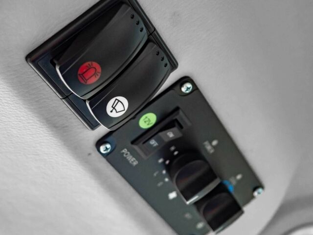 Другая Другая, объемом двигателя 4200 л и пробегом 5 тыс. км за 24900 $, фото 18 на Automoto.ua