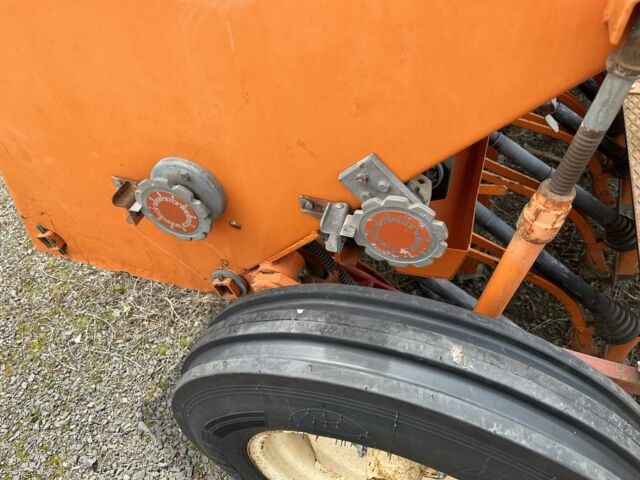 Другая Другая, объемом двигателя 0 л и пробегом 0 тыс. км за 2300 $, фото 6 на Automoto.ua