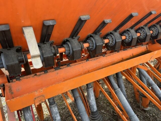 Другая Другая, объемом двигателя 0 л и пробегом 0 тыс. км за 2300 $, фото 4 на Automoto.ua