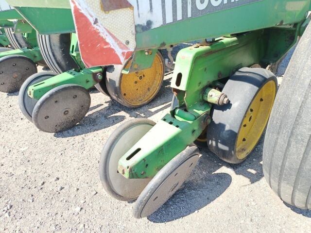 Другая Другая, объемом двигателя 0 л и пробегом 0 тыс. км за 7500 $, фото 8 на Automoto.ua