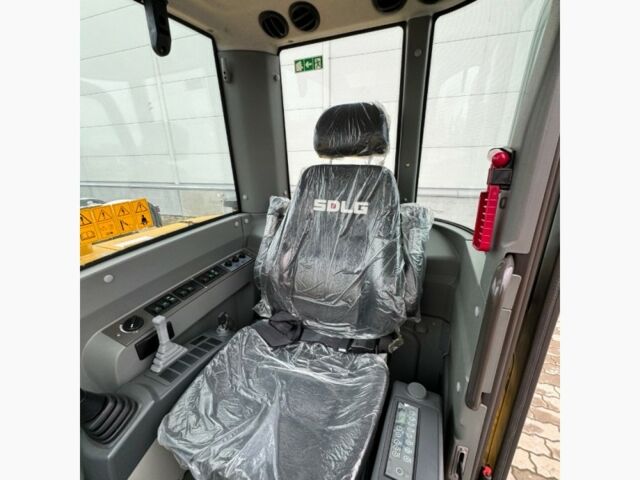 Другая Megane Scenic, объемом двигателя 0 л и пробегом 0 тыс. км за 59000 $, фото 9 на Automoto.ua