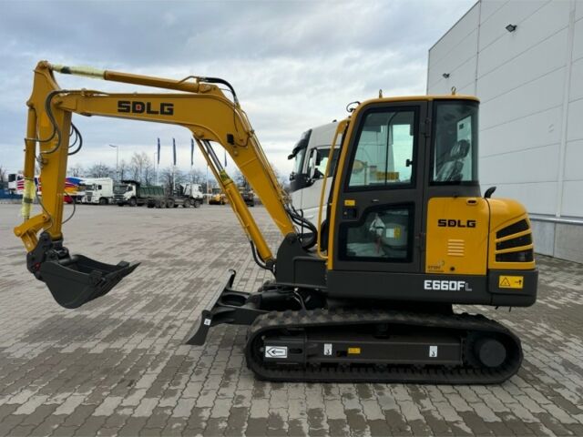 Другая Megane Scenic, объемом двигателя 0 л и пробегом 0 тыс. км за 59000 $, фото 8 на Automoto.ua